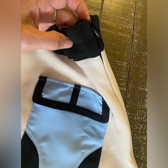 Funky & Cool Mini😎💙 - Picture 5 of 7